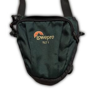 lowepro forest green camera bag